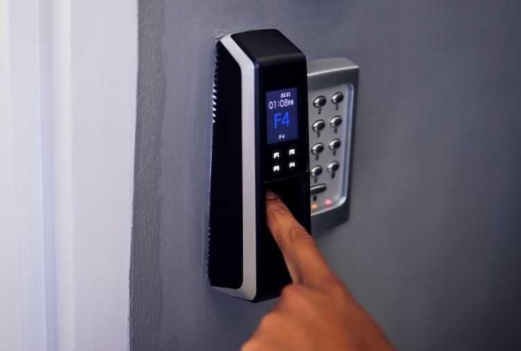 Serrures et systèmes de sécurité Serrures et systèmes de sécurité